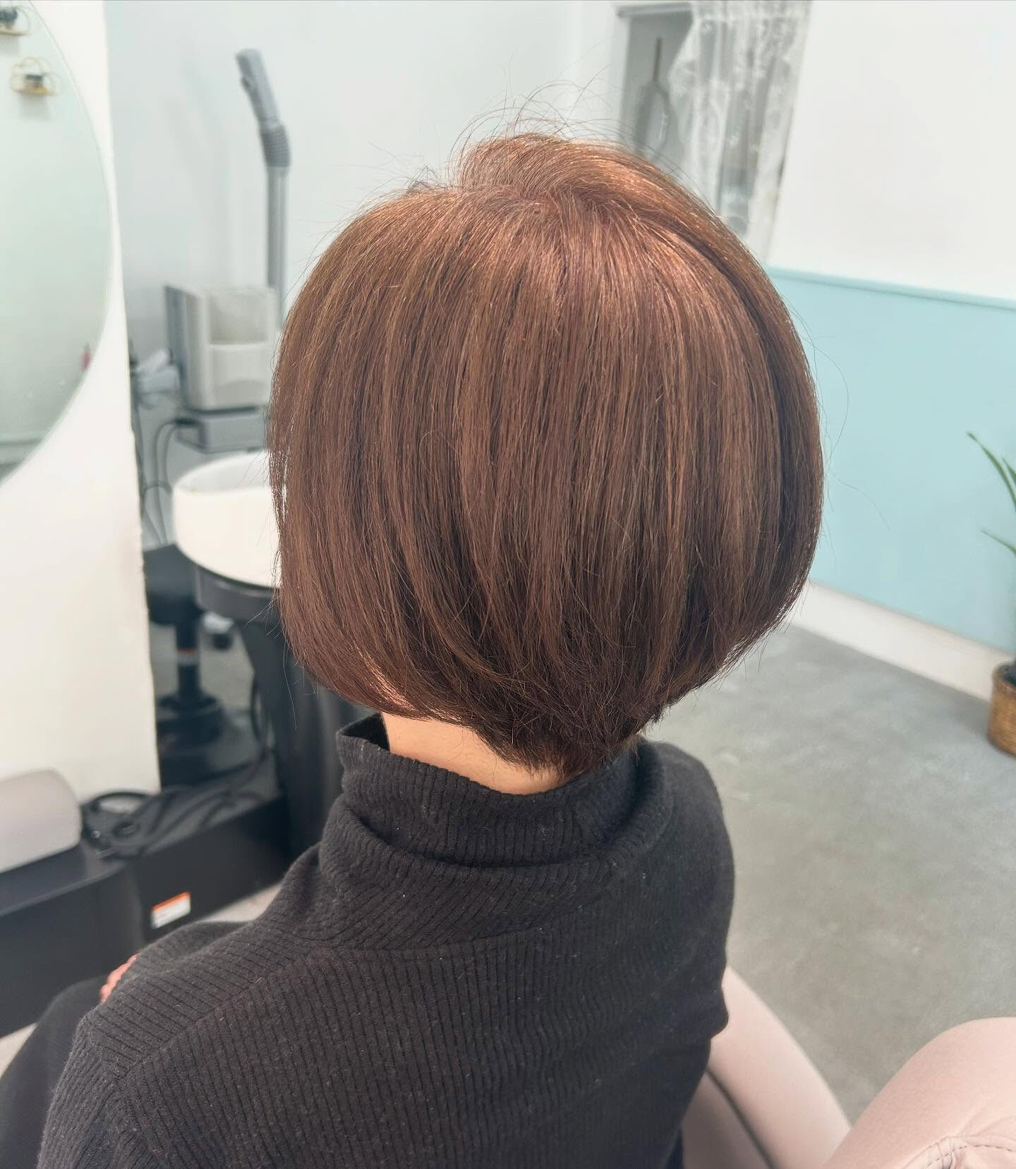 女性らしいふんわり丸みのあるショート💐